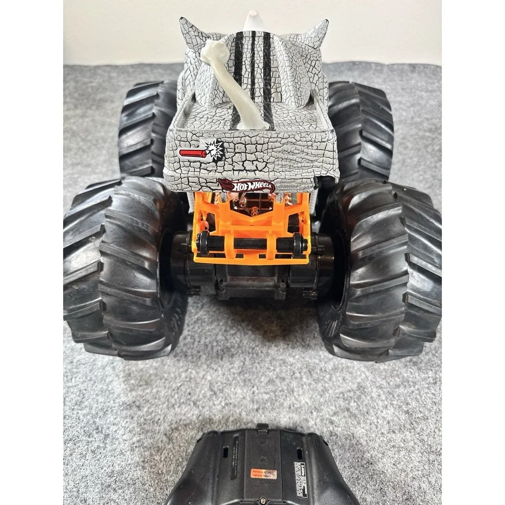 Hot Wheels RhinoMite RC Monster Truck New Bright Remote Control Tested w/ Nitro